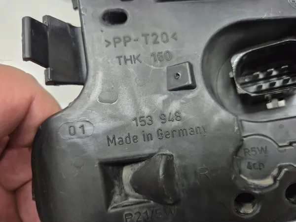 Inserto de Luz Traseira Direita AUDI A4 B6 Sedan OEM 153948 image 7