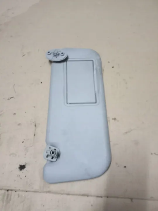 Pare-soleil droit Toyota Yaris III 2011 image 1