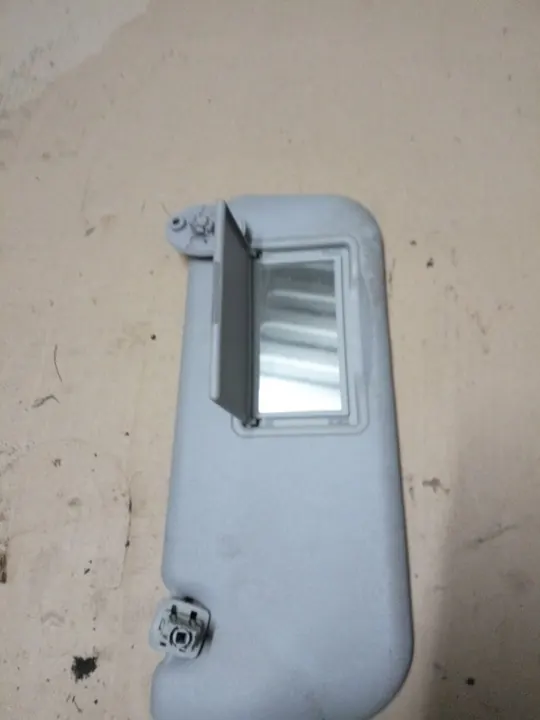 Pare-soleil droit Toyota Yaris III 2011 image 2