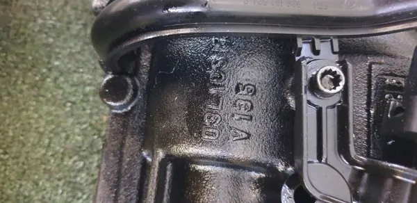 Öljypumppu OEM 03L115105D VW Audi Skoda 2.0 CFF image 5
