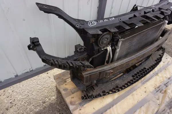 HYUNDAI I20 2010 1.4B Ventilador Frontal 641011J900 image 3