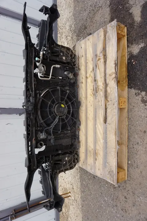 HYUNDAI I20 2010 1.4B Ventilador Frontal 641011J900 image 7