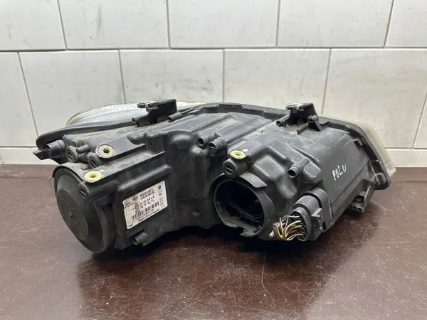 Farol Volkswagen Polo V 6R image 3