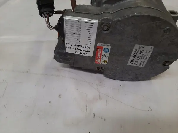 Compressore aria condizionata Volkswagen Jetta VI 5C0820803F image 2