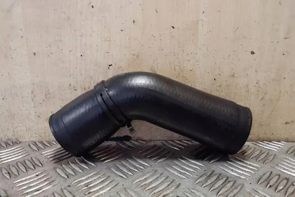 Tubería de intercooler VW POLO 1.9L Diesel 2007 OEM 6Q0145834 image 3