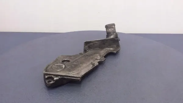 Carcaça termostato OEM 078121121J para Audi A6 C5 2.8 V6 image 2