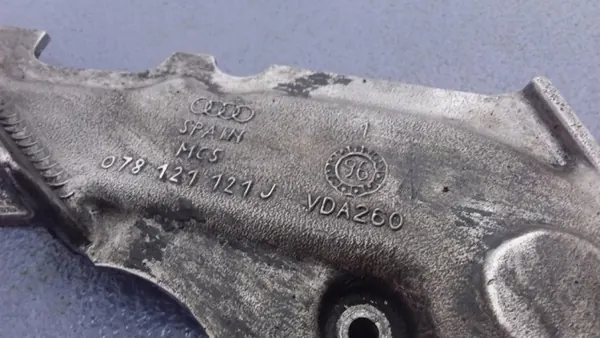 Carcaça termostato OEM 078121121J para Audi A6 C5 2.8 V6 image 6