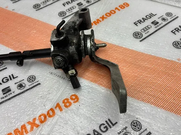 Vaihtoehtovalitsin 6R0711046E image 2