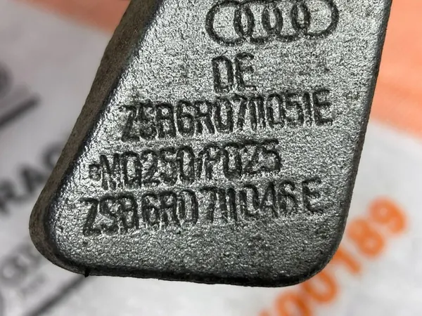 Vaihtoehtovalitsin 6R0711046E image 6