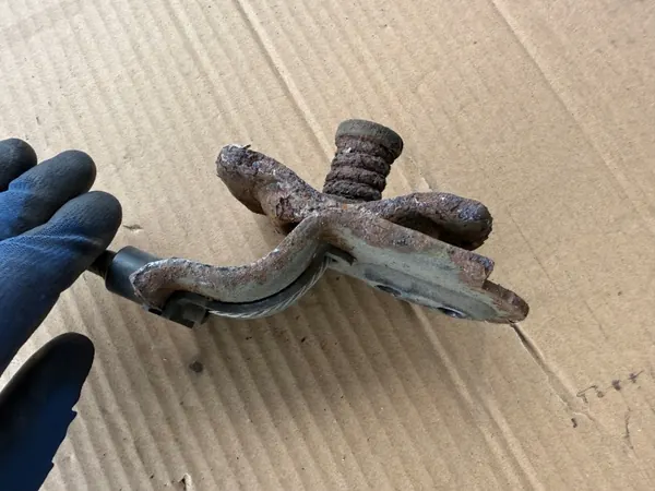 Treuil Roue de Secours Mercedes VITO W447 OEM image 5
