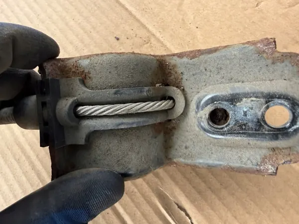 Treuil Roue de Secours Mercedes VITO W447 OEM image 6