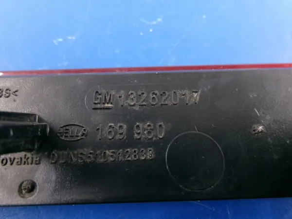 Reflector izquierdo parachoques trasero Opel Astra J OEM 13262017 image 3