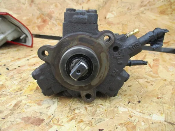 FORD 2.2 TDCI Einspritzpumpe BK2Q-9B395-AD image 3