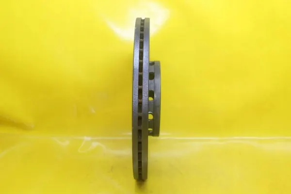 Disque de Frein Ventilé AV OEM 2141 Audi A6 C5 image 4