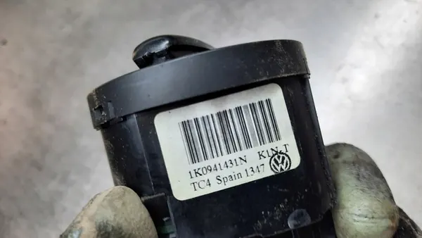 Lichtschalter VW Golf V 1.6B 07R image 3