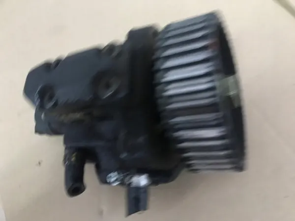 Bosch hogedrukpomp Alfa Romeo 147 image 3