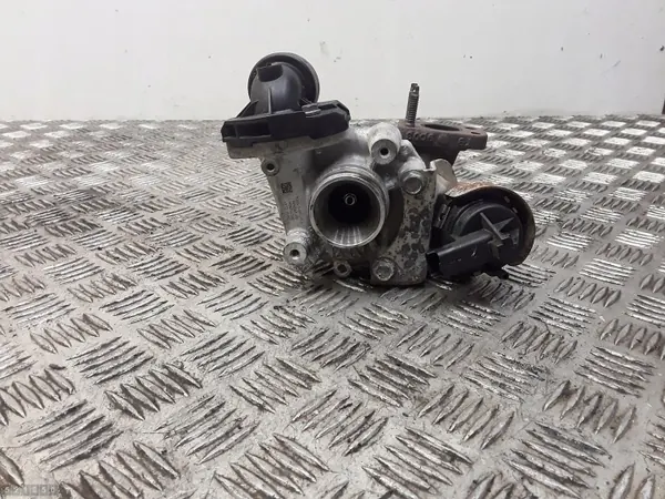 Gebrauchte Citroen Turbine OEM 9813245480 1.5HDI image 4