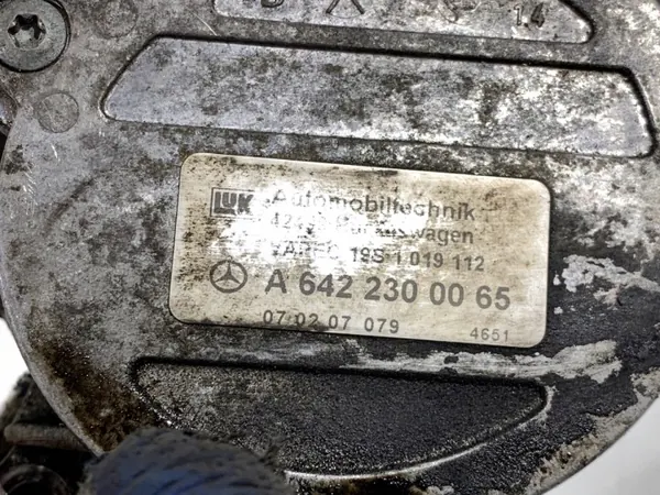 Tyhjiöpumppu OEM A6422300065 Chrysler 300C 3.0:lle image 4