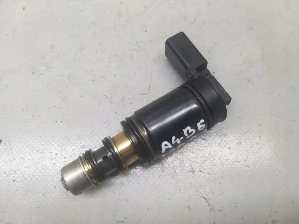 AC-compressorklep OEM 8E0260805BP voor VW Audi image 2
