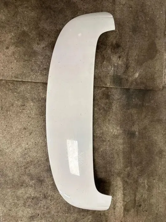 Spoiler de porta-malas Opel Astra K OEM 39117580 - Usado image 2