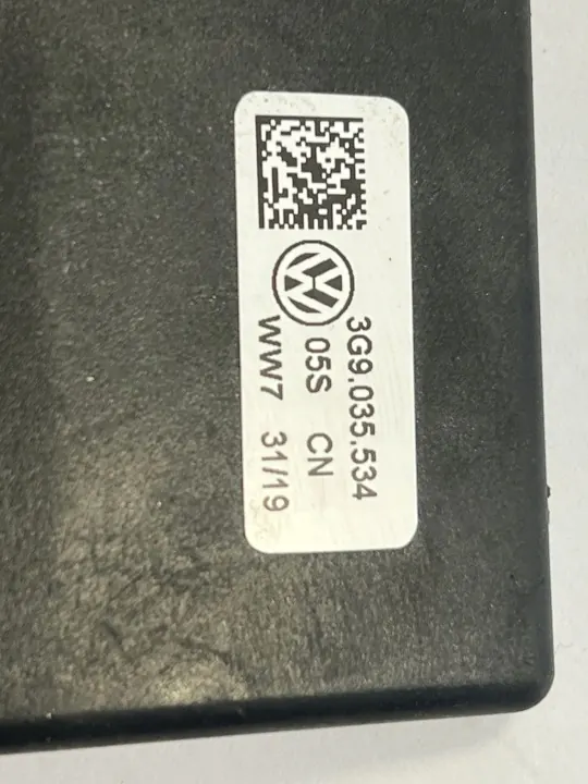 Gebrauchtes Volkswagen Antennenmodul OEM 3G9035534 image 3