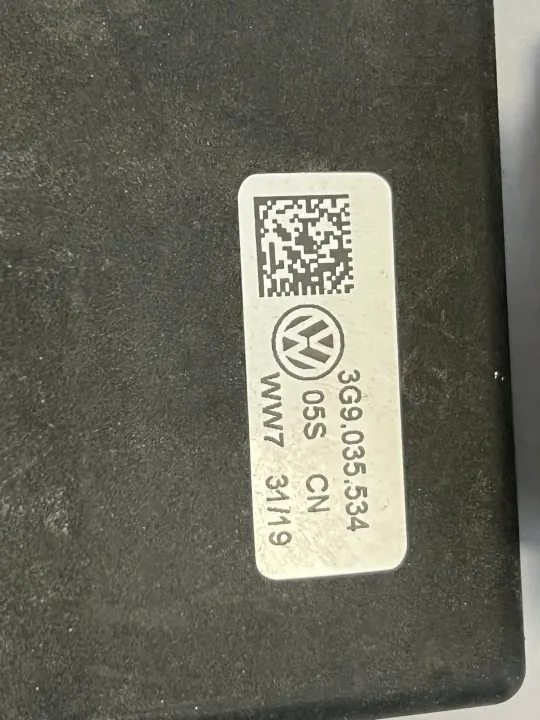 Gebrauchtes Volkswagen Antennenmodul OEM 3G9035534 image 4
