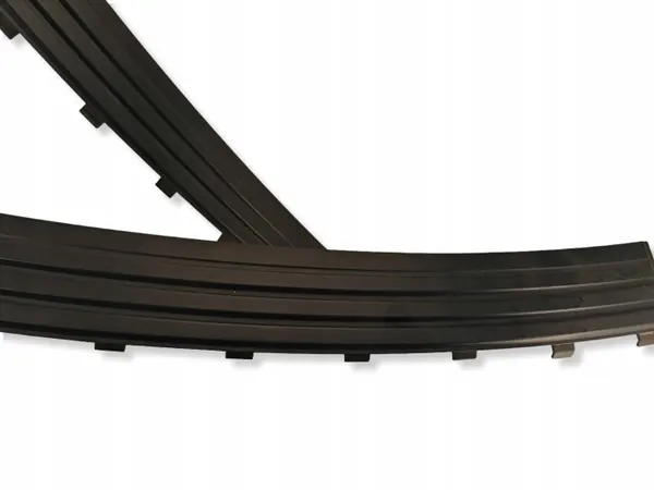 OEM 363042 Achterbumperstrip voor Jeep Grand Cherokee WK2 image 3