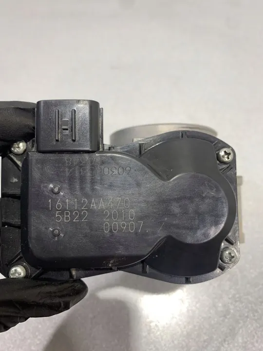 Corps de papillon Subaru XV II OEM FBZ18155 image 4