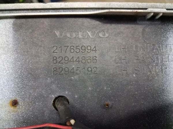 Capa Espelho Esquerdo OEM 21765994 para Volvo FH 4 image 3