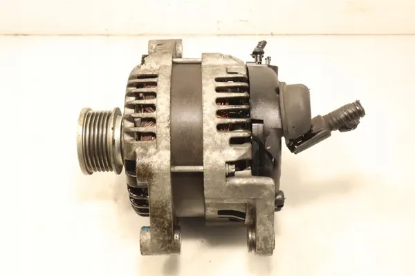 Vaihtovirtageneraattori Chevrolet CRUZE 2010 image 4