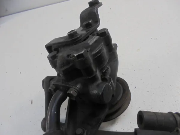 Pompe de direction assistée Nissan OE OEM AK-12-721666 image 4