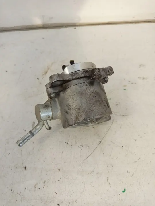 Bomba de vacío OEM RF7J18G00 para Mazda MPV II 2.0L Diésel image 4