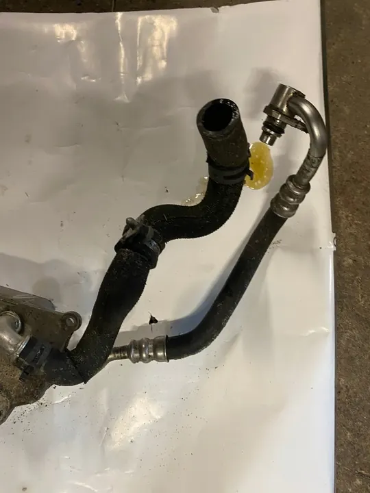 Ölkühler-Schläuche Audi 4G0317021 AF image 3