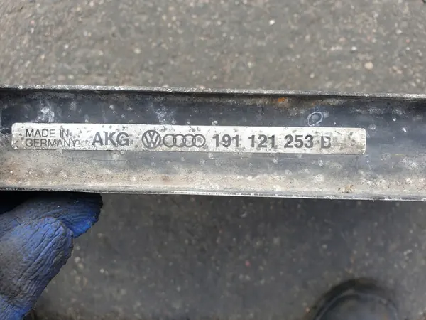 Vattenkylare VW Golf II 1.8 Bensin 191121253B image 6