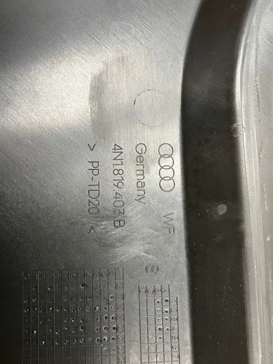 Parabrisas Audi A8 D5 OEM 4N1819403B - Usado image 3