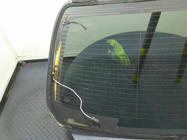 Ventana trasera Mercedes E W213 OEM Lochow-326062- image 5