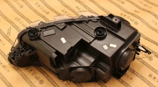 CITROEN C4 CACTUS FL 17-20 Linker Voorlicht image 2