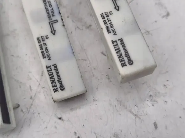 Module sans clé Renault Zoe 2019 OEM 285906352R image 3