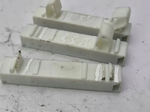 Module sans clé Renault Zoe 2019 OEM 285906352R image 7