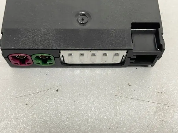 Connecteur audio OEM 8W0035708A pour sources externes image 3