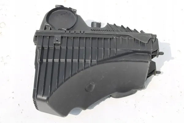 VW Touareg Luftfilter OEM bt-cars-30662 Begagnad image 3