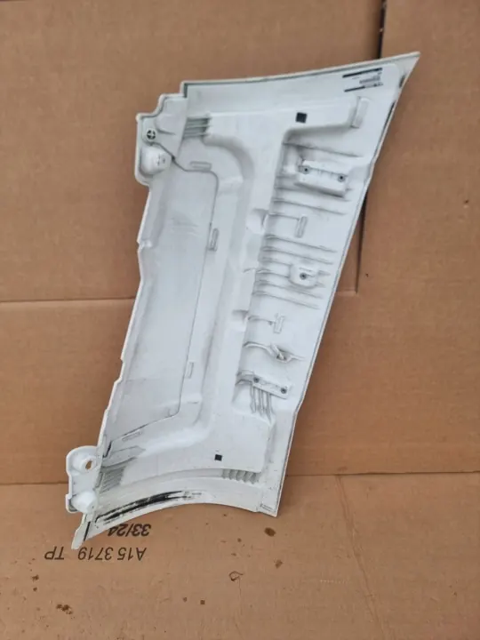 Spoiler cabine DAF XG XG+ OEM 2323301 Lado direito image 4