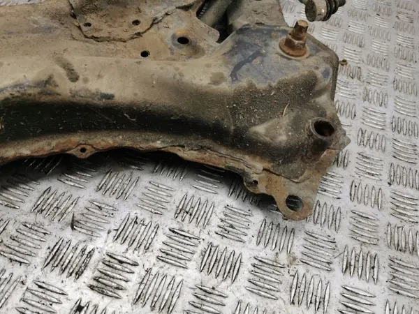 Vorderes Hilfsrahmen OEM AMD95514 für Toyota RAV4 image 5