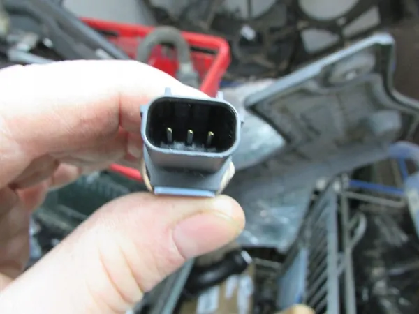 Kraftstoffdrucksensor HONDA CR-V V 1.5 19R OEM image 5