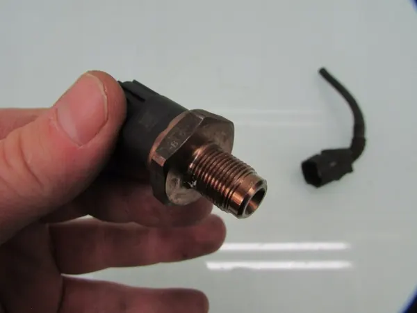 Kraftstoffdrucksensor HONDA CR-V V 1.5 19R OEM image 6