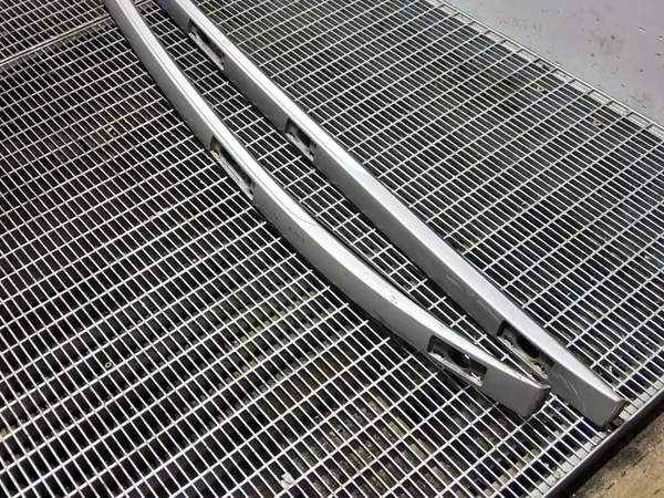 Barras de techo Hyundai i40 OEM SKE57332 - Usado image 3