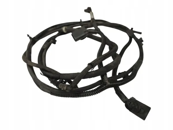 Tesla Model S 2020 Frontscheibenwischerdüse OEM 102520200C image 4