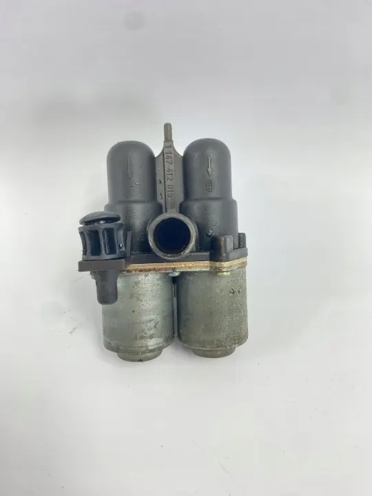 Lämmitysventtiili OEM 0008306584 Mercedes W124 R129 image 2