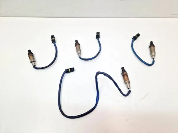 Sonde Lambda OEM A0258003782 pour Mercedes-Benz SL image 2