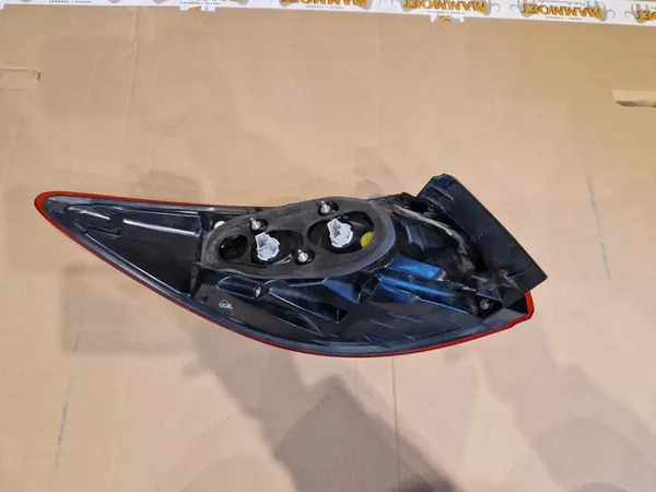 Luz Trasera Derecha Mazda CX5 image 3